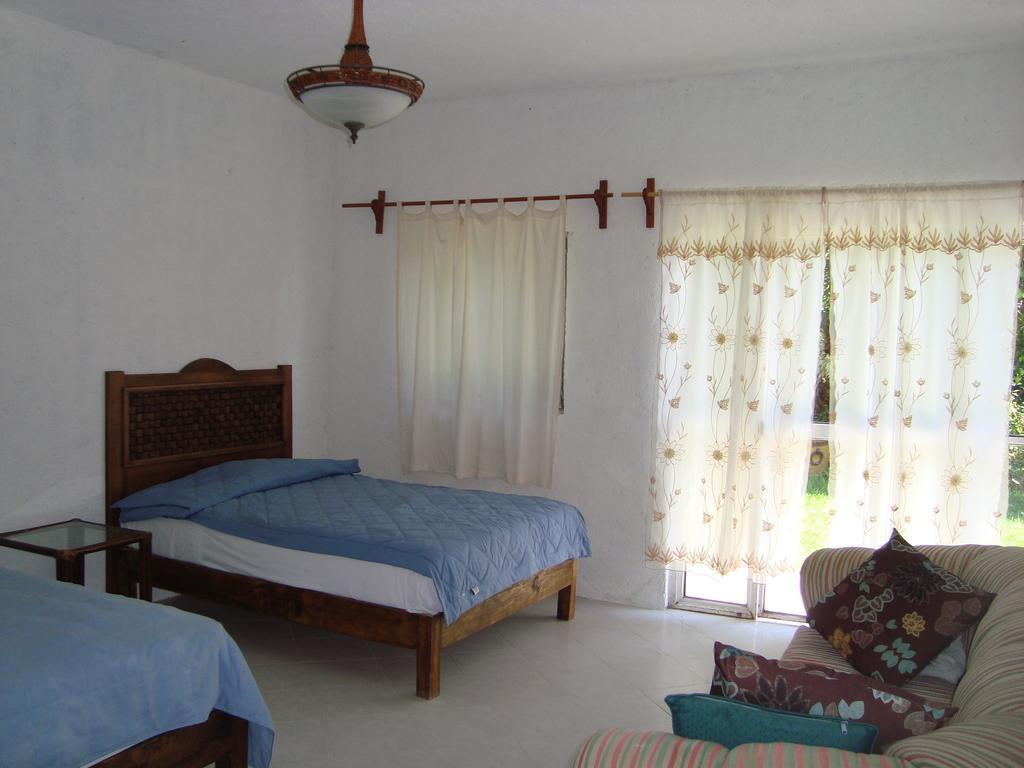 Hotel Teques Inn Tequesquitengo Pokoj fotografie