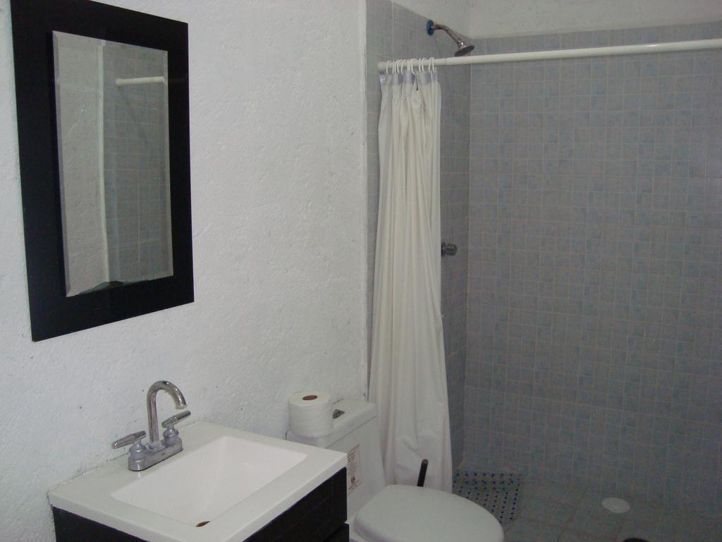 Hotel Teques Inn Tequesquitengo Pokoj fotografie
